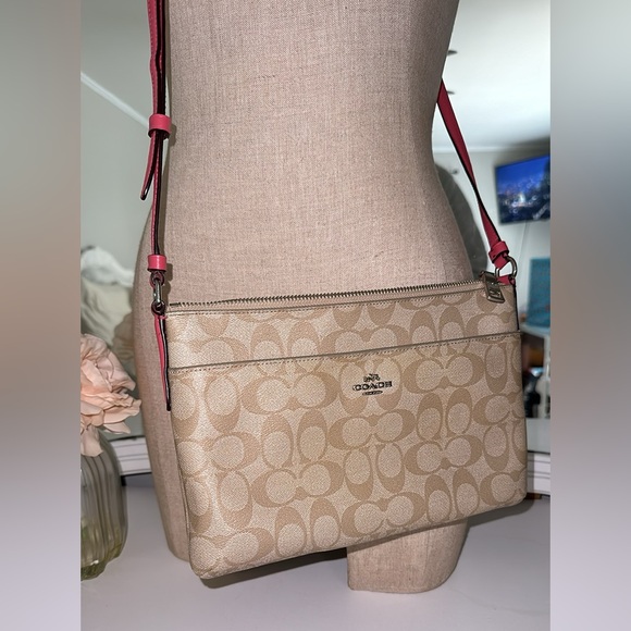 Coach pop signature crossbody - Picture 4 of 8